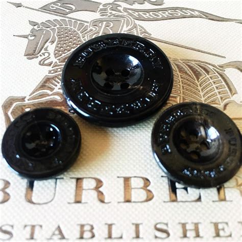 burberry replacement buttons.